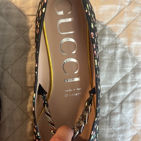 Gucci Liberty of London 38 1/2 infinity black holly print flats NIB size 8 - Picture 9 of 16